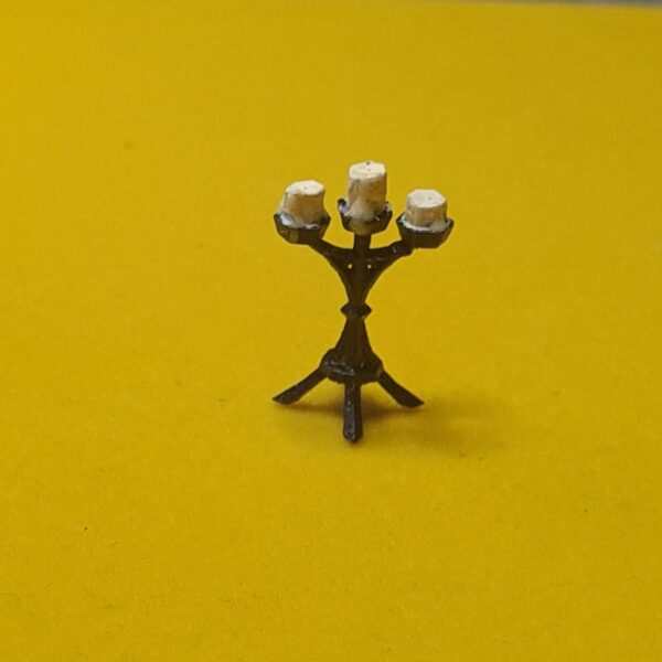 Dollhouse miniature candelabra, 1/48 scale - Imagen 2