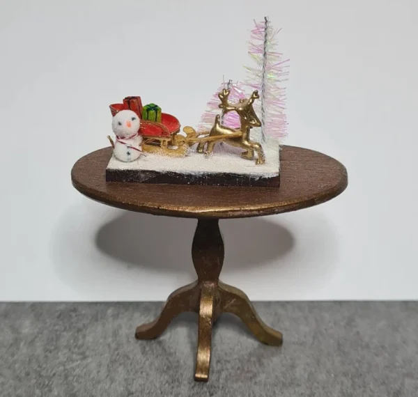 Miniature Christmas scene, 1/12 scale