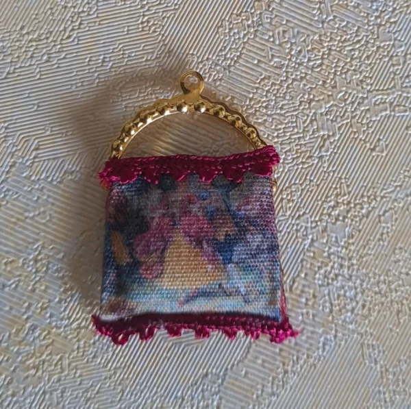 Miniature Victorian Handbag, 1/12 scale - Imagen 3