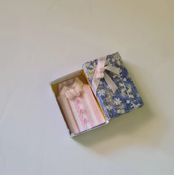 Miniature victorian blouse with box , 1/12 scale