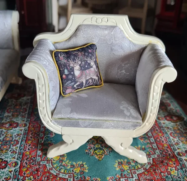 Dollhouse xmas cushion, 1/12 scale - Imagen 2