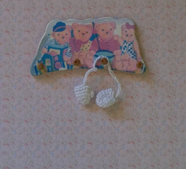 Miniature mittens, 1/12 scale - Imagen 2
