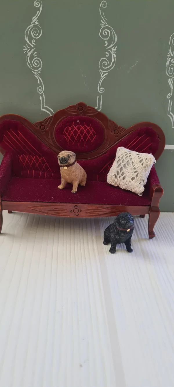 Dollhouse Miniature Black Pug Dog, 1/12 scale - Imagen 4