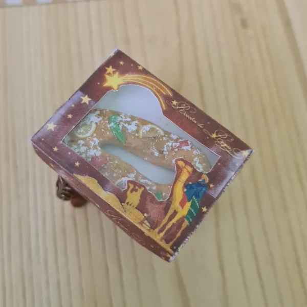 Dollhouse miniature spanish christmas cake, 1/2 scale - Imagen 2