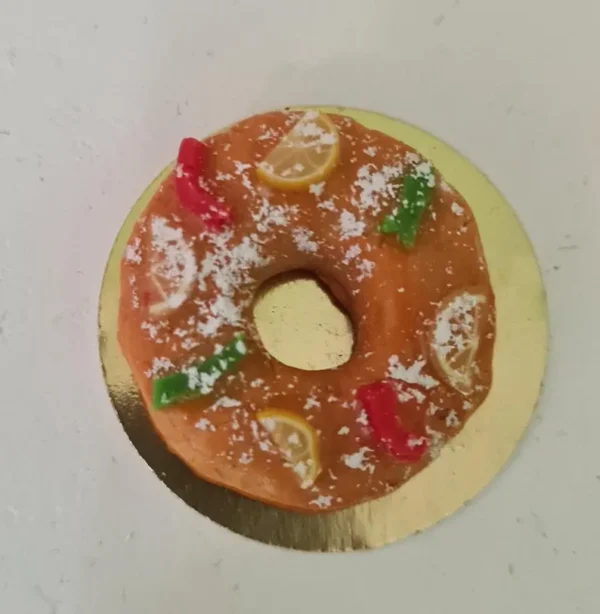 Dollhouse miniature spanish christmas cake, 1/2 scale - Imagen 3