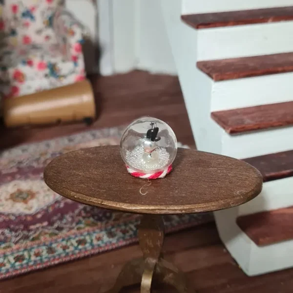 Dollhouse Miniature Seasonal Holiday Snow globe, 1/12 scale - Imagen 2