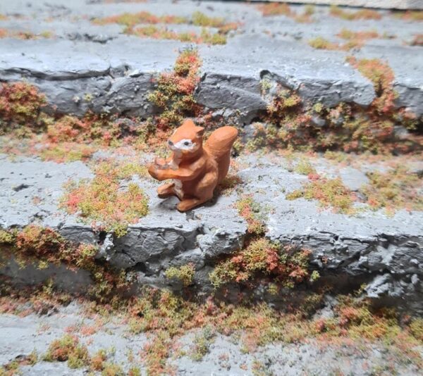 Dollhouse Squirrel, 1/12 scale - Imagen 2