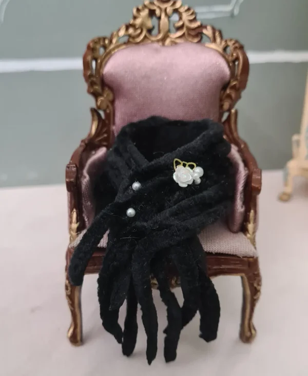 Dollhouse black stole, 1/12 scale