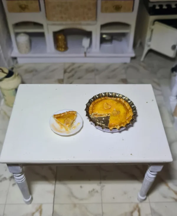 Dollhouse apple pie, 1/12 scale - Imagen 2