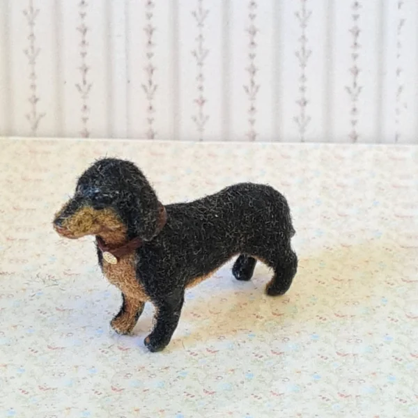 Dollhouse Dachshund dog, 1/12 scale