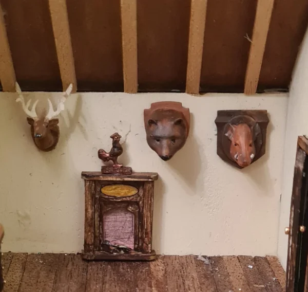 Dollhouse deer head, 1/48 scale - Imagen 2