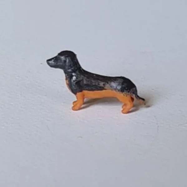 Dollhouse Dachshund dog, 1/48 scale