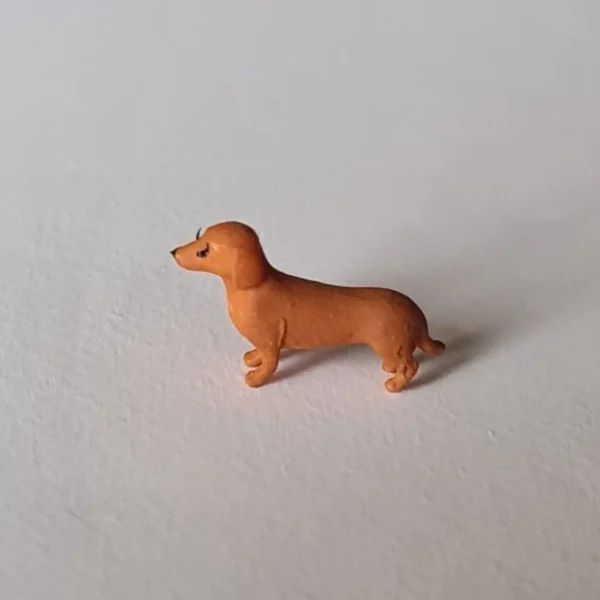Dollhouse Dachshund dog, 1/48 scale