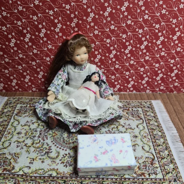 Dollhouse doll, 1/12 scale - Imagen 3