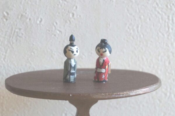 Dollhouse miniature Kokeshi dolls, 1/12 scale