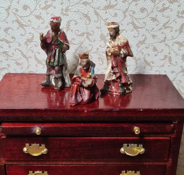 Dollhouse nativity figures, 1/12 scale - Imagen 3