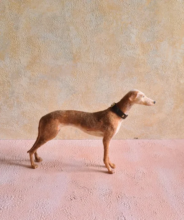 Dollhouse Greyhound dog, 1/12 scale - Imagen 2