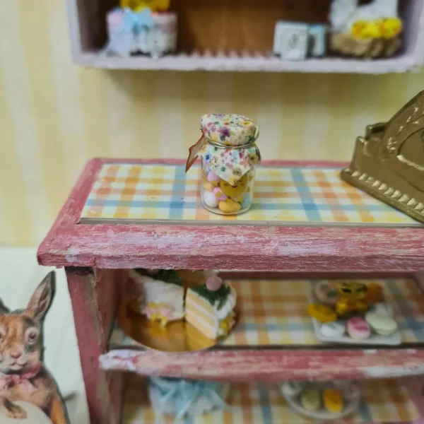 Easter Candy Jar, 1/12 Scale - Imagen 3