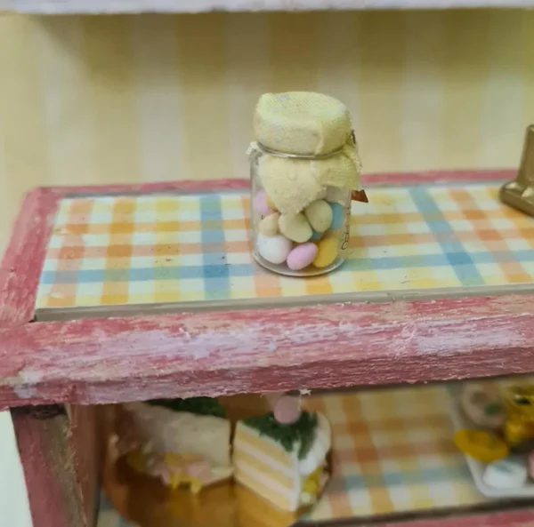 Easter Candy Jar, 1/12 Scale - Imagen 3