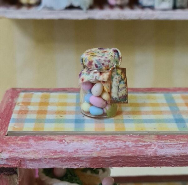 Easter Candy Jar, 1/12 Scale - Imagen 2
