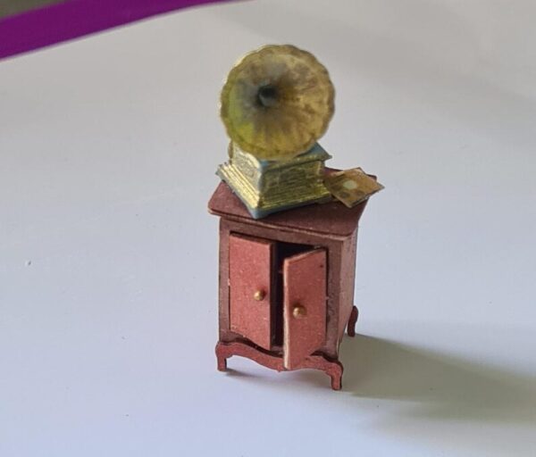Dollhouse Gramophone cabinet, 1/48 scale - Imagen 3