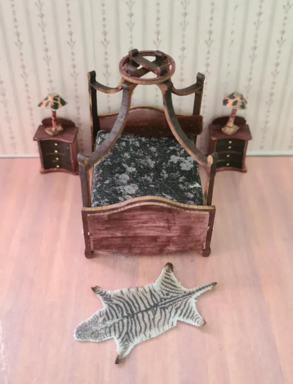 Double bed set with nightstands, lamps, and rug, 1/48 scale - Imagen 2