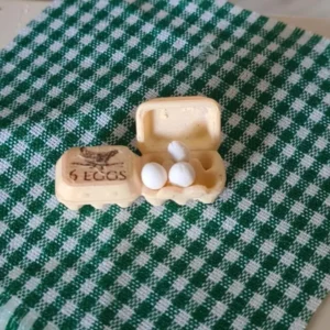 Dollhouse Miniature Egg Box, 1/12 Scale
