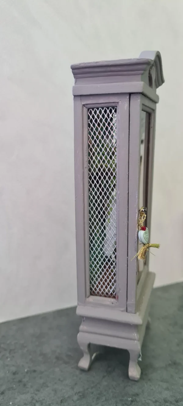 Dollhouse miniature aviary, 1/12 scale - Imagen 3