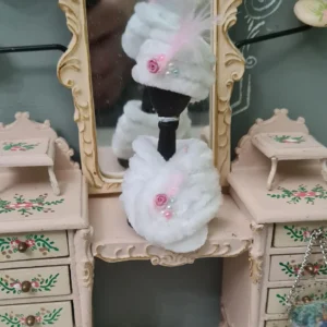 Dollhouse fur white hat and scarf, 1/12 Scale