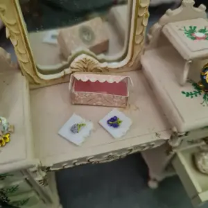 Box with two embroidered handkerchiefs for a 1/12 scale dollhouse.