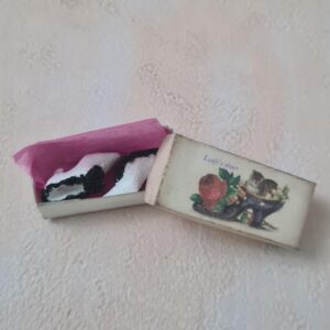 Alternative view of Dollhouse Miniature Vintage Shoes, 1/12 scale