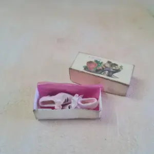 Alternative view of Dollhouse Miniature Vintage Shoes, 1/12 scale