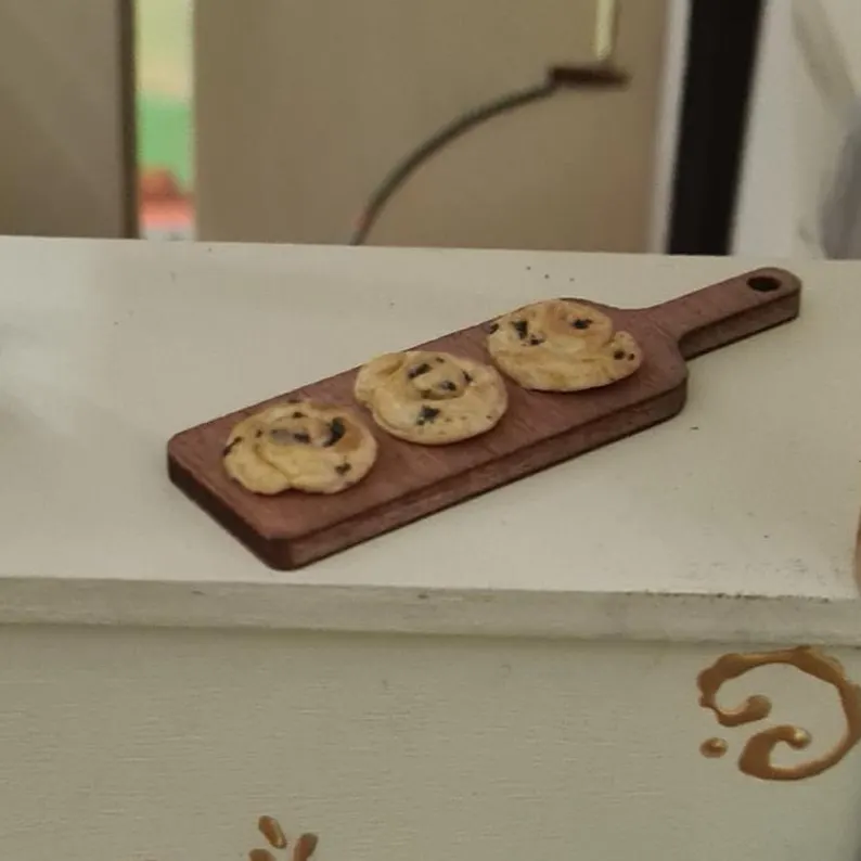 Handmade Miniature Sweet Rolls Set – Dollhouse Food 1:12 Scale – Realistic Bakery Display - Imagen 2