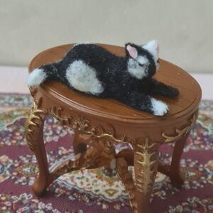 Dollhouse miniature cat 1/12 scale