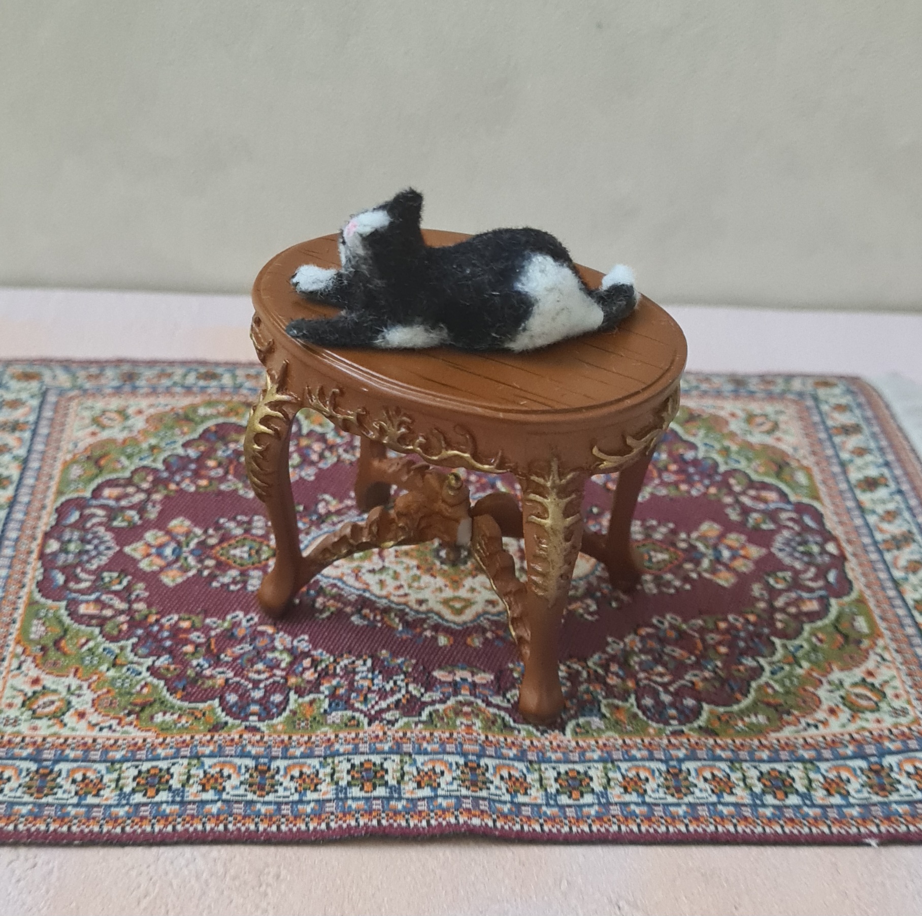 Dollhouse miniature cat 1/12 scale - Imagen 2