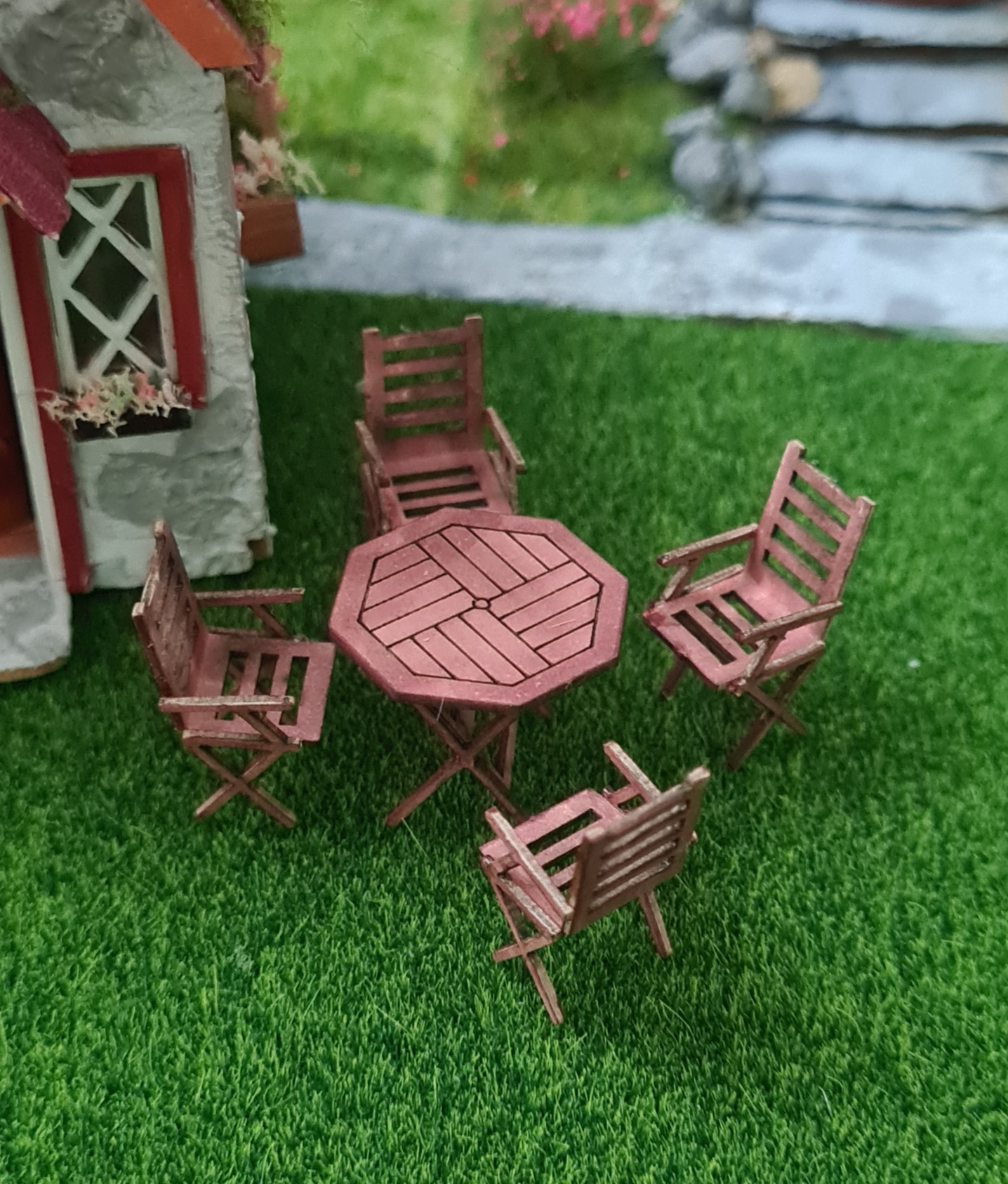 Dollhouse Patio Table & Chairs, 1/48 scale, quarter scale - Imagen 3
