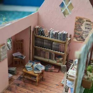 Dollhouse Miniature Cottage Library, 1/48 scale - Imagen 3
