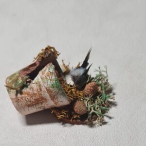 Alternative view of Dollhouse nest inside a flowerpot, 1/12 scale
